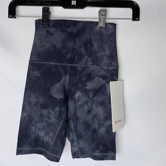lululemon athletica Pants - Lululemon Align High-Rise Short 8", size 0